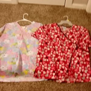 2x scrub tops